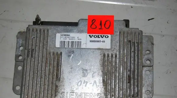 Volvo S40, V40 Engine control unit/module S113727101C 3085099701