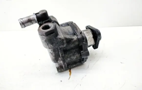 BMW X3 E83 Power steering pump 345059204 7652974116
