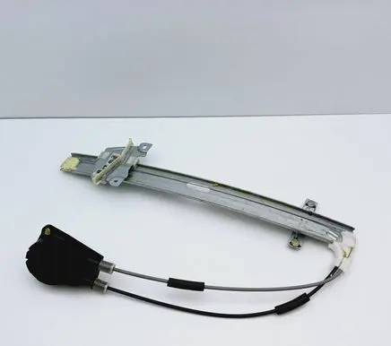 Mazda 323 Front door manual window regulator 