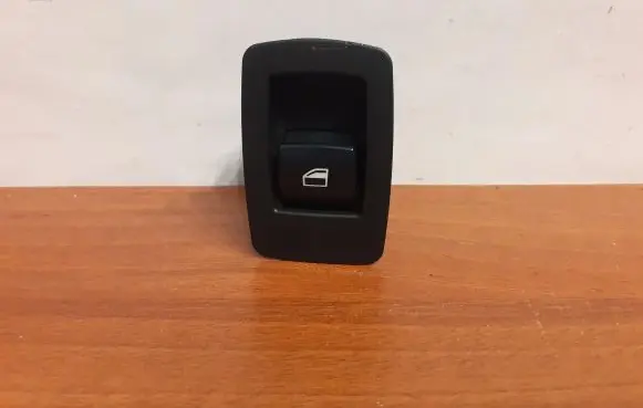 BMW X5 E70 Electric window control switch 15939900 6945874