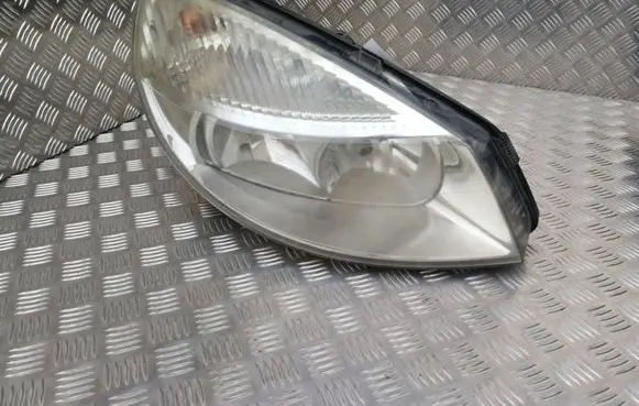 Renault Scenic II - Grand scenic II Headlight/headlamp 15810400RE