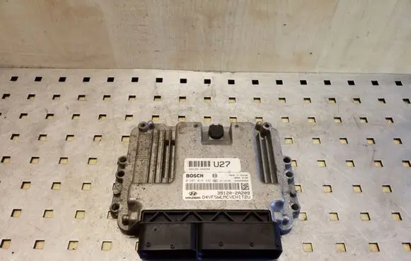 Hyundai i40 Engine control unit/module 0281018492 391202A209