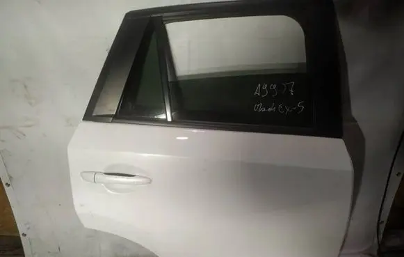 Mazda CX-5 Rear door baltos