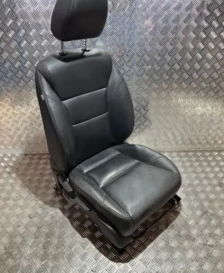 Honda HR-V Front passenger seat DG21241