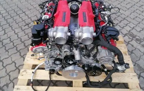 Ferrari Purosangue Engine