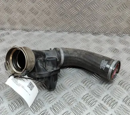Volvo S90, V90 Intercooler hose/pipe 32325475 31422061