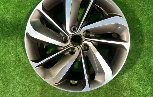 KIA Niro R18 alloy rim 