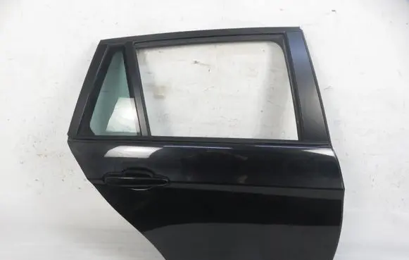 BMW 3 E90 E91 Rear door 