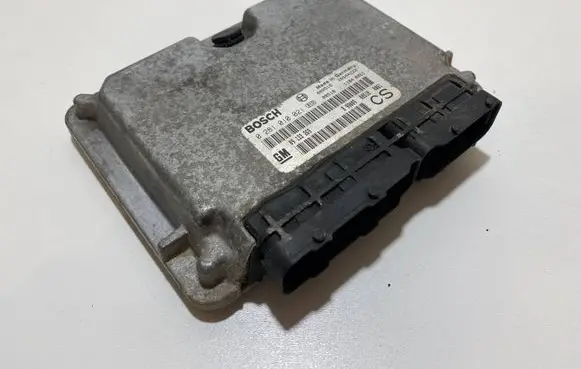 Opel Zafira A Engine control unit/module 09133269 0281010021