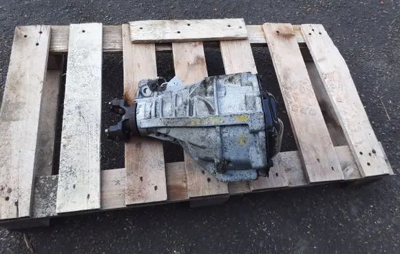 Hummer H3 Front differential H06484583 40042069