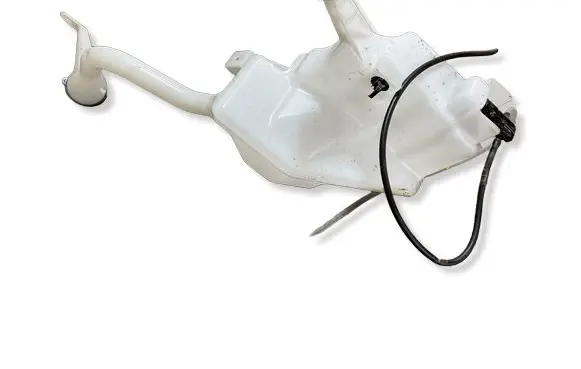 Nissan Leaf II (ZE1) Windshield washer fluid reservoir/tank 