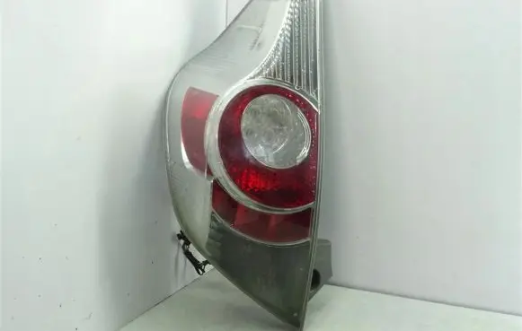 Toyota Prius (XW30) Rear/tail lights