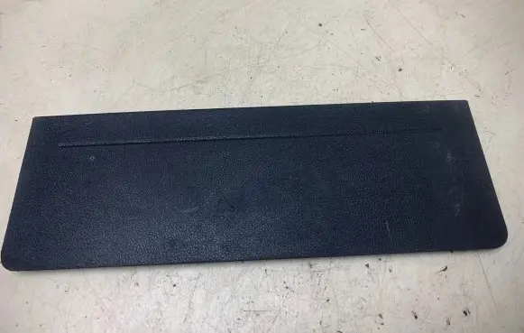 Trunk/boot lower side trim panel