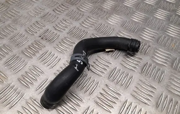 Audi A5 Engine coolant pipe/hose 8W0122448P