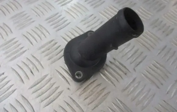 Seat Ibiza III (6L) Engine coolant pipe/hose 03G121121