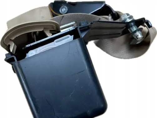 Hyundai Genesis Middle seatbelt (rear) 89850B1500
