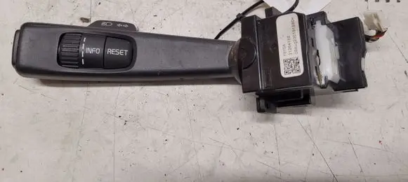 Volvo V50 Wiper control stalk 31264162