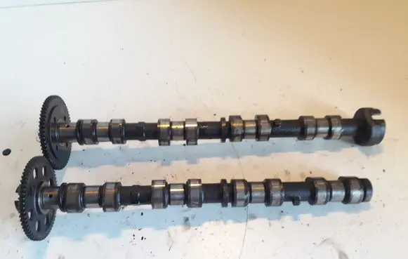 Toyota Avensis T250 Camshaft 6D00874
