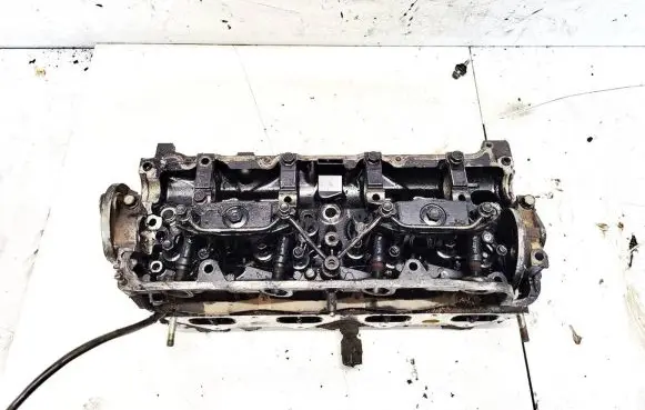 Mazda 626 Engine head 