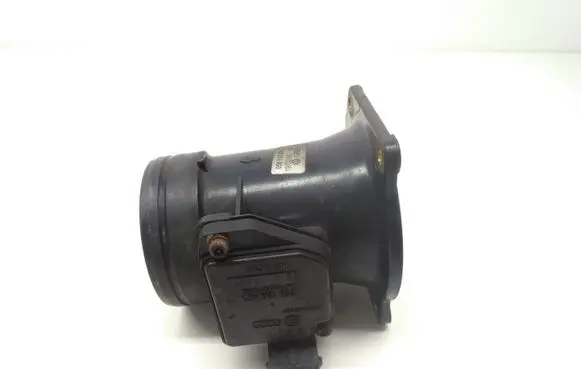 Audi A4 S4 B6 8E 8H Mass air flow meter 058133471 058133835J