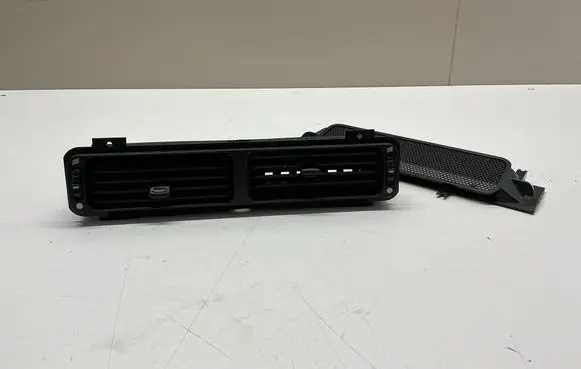 Jaguar XK8 - XKR Dash center air vent grill GJA6770AA MJA6670AA