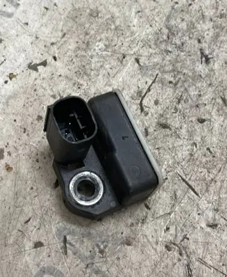 Mercedes-Benz GL X166 Airbag deployment crash/impact sensor A0009058100 10171102313