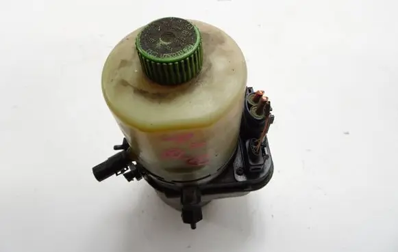 Audi A1 Power steering pump 6R0423156C 6R2423051BF 6R1423051BF