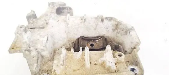 Renault Modus Engine mount bracket 