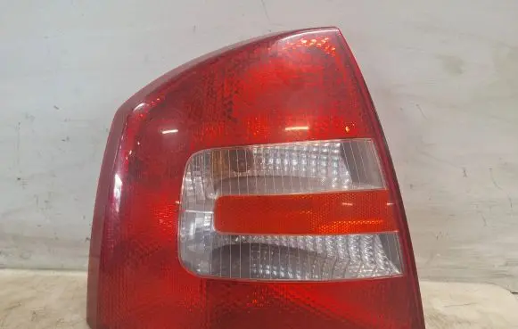 Skoda Octavia Mk2 (1Z) Rear/tail lights 1Z5945095A