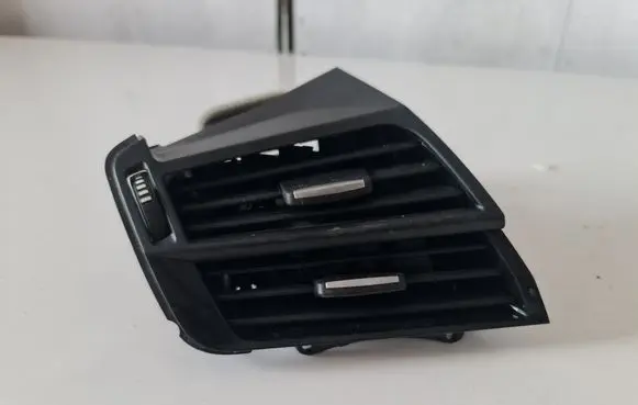 BMW X5 F15 Dashboard side air vent grill/cover trim 9270516