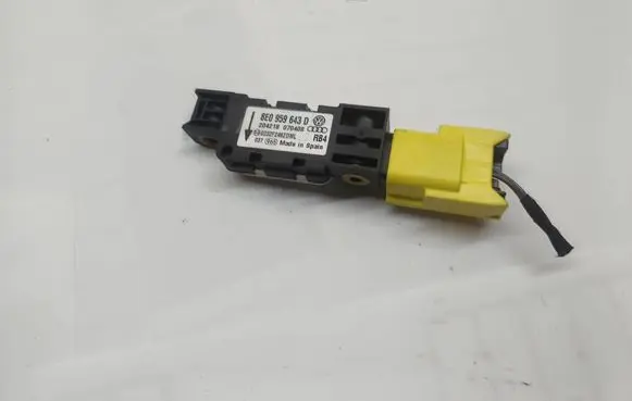 Volkswagen Phaeton Airbag deployment crash/impact sensor 8E0959643D 0232F249ZDML 204218070408