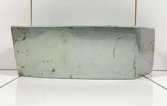 Volvo XC90 Rear/tail light trim molding 8620820 1125