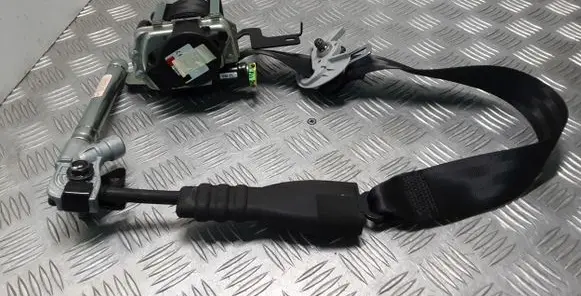 Hyundai Tucson TL Front seatbelt 88810D7200 630401100C