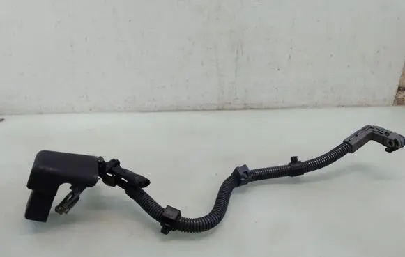 Toyota Avensis T250 Positive cable (battery) 8282320090