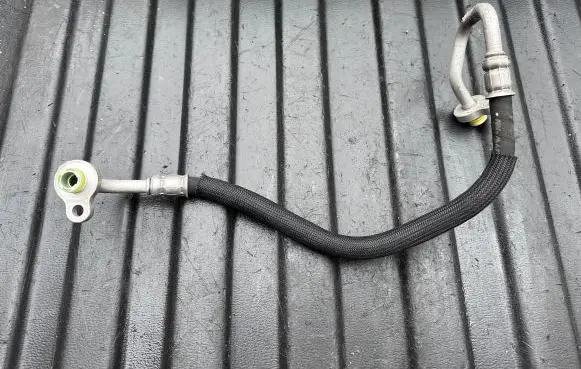 Volvo S90, V90 Air conditioning (A/C) pipe/hose 31369392