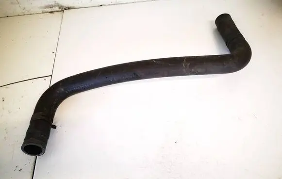 Subaru Legacy Engine coolant pipe/hose