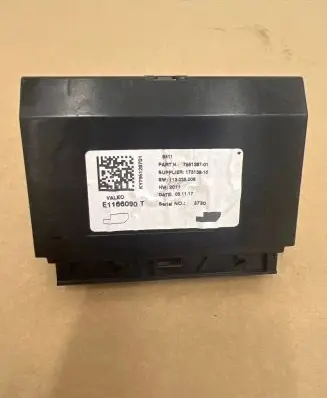 BMW 1 F20 F21 Other control units/modules 7951287 17313810 E1166090T