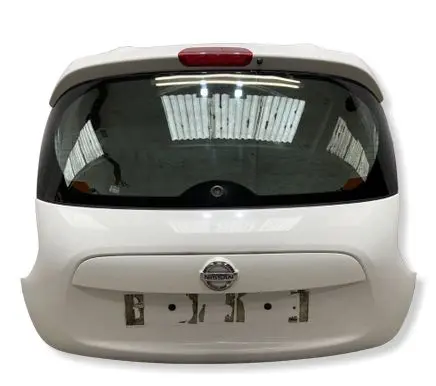 Nissan Juke I F15 Truck tailgate 