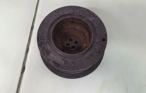 BMW 5 E39 Crankshaft pulley 2247890 11232247890