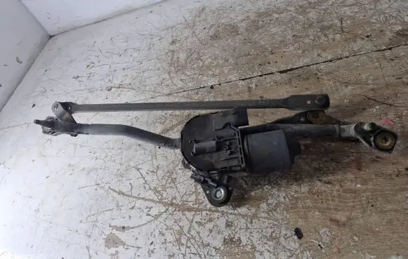 Audi A6 S6 C6 4F Front wiper linkage and motor