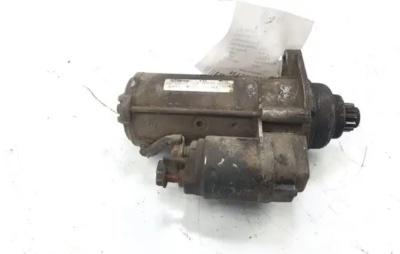 Volkswagen Caddy Starter motor 02A911024B