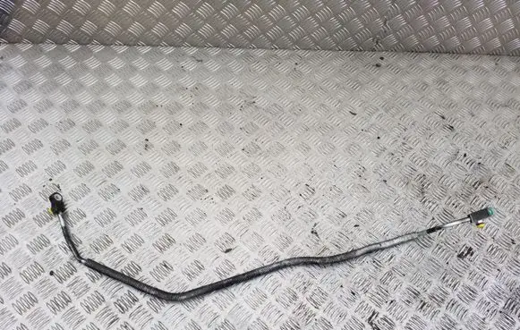 Air conditioning (A/C) pipe/hose