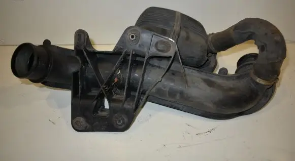 Audi A4 S4 B8 8K Intake resonator 