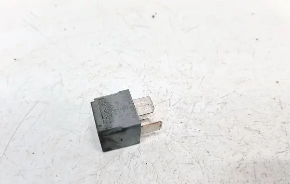 Ford Mondeo MK IV Other relay 6G9T14B192EA 6G9T-14B192-EA