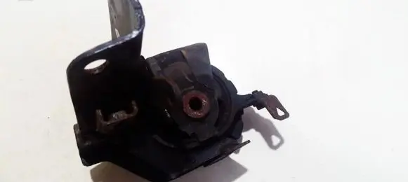 Toyota Corolla Verso AR10 Engine mount bracket 23720r010