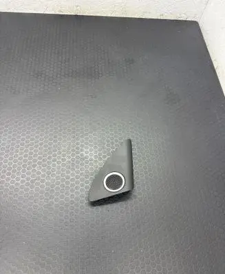 Audi Q5 SQ5 8R Front door speaker cover trim 8R0035424A