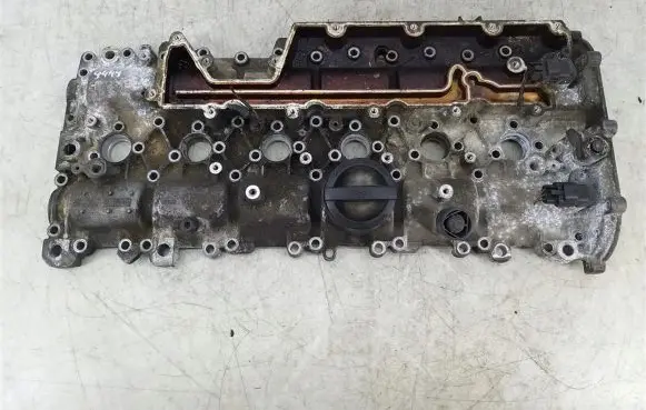Volvo S80 Rocker cam cover RF6G9N-6K272-BC