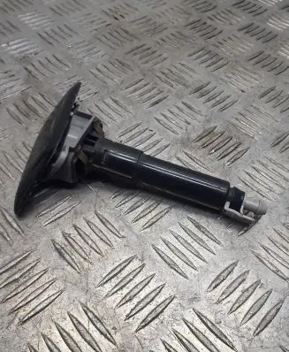 Infiniti Q70 Y51 Headlight washer spray nozzle 18162