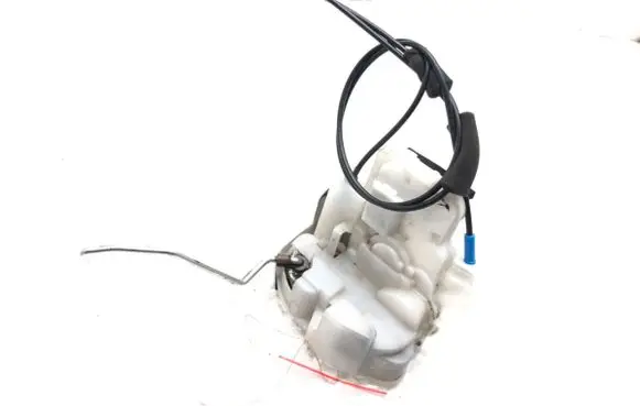 Subaru Legacy Front door lock
