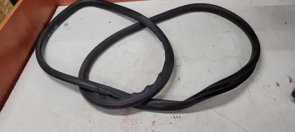 Volvo V50 Front door rubber seal